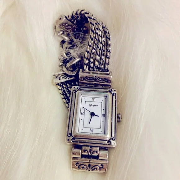 Vintage Brighton silver watch needs battery VINTAGE Brighton Nantucket Two Tone Gold Silver Works Needs  main image 4